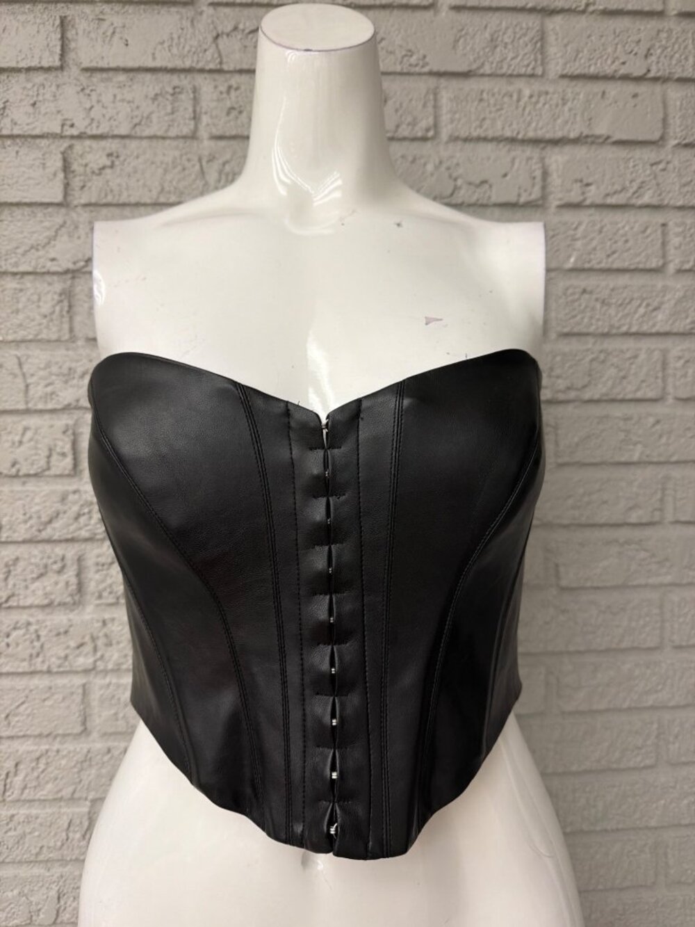 Babyboo Fashion Women’s Black Faux Leather Strapless Coset Top Size M